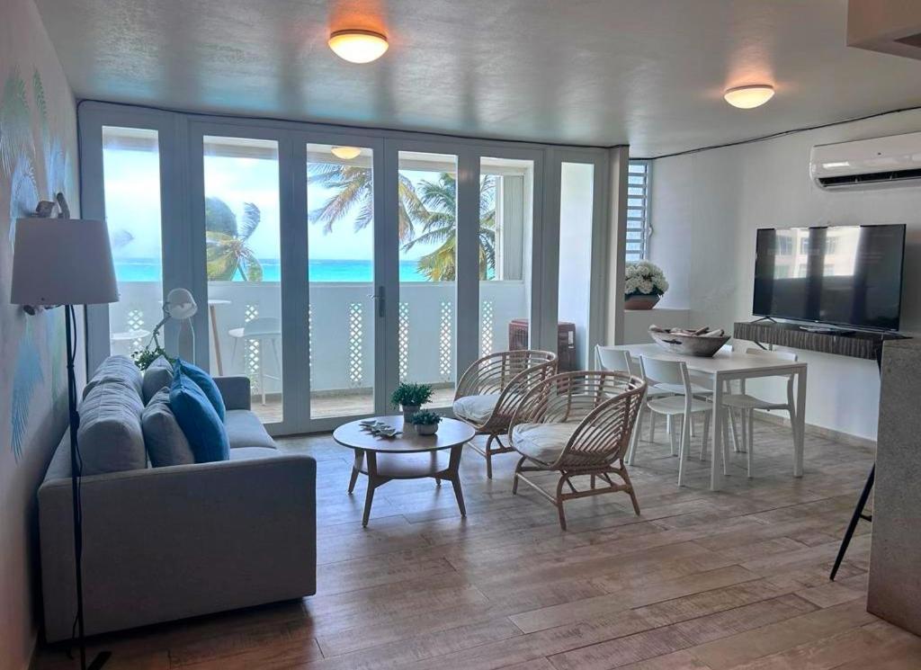 Kasa Brisa Marina Ocean View Balcony Beachfront San Juan Dış mekan fotoğraf